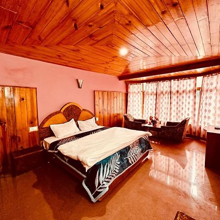 Hotel Daulat Manali Екстериор снимка
