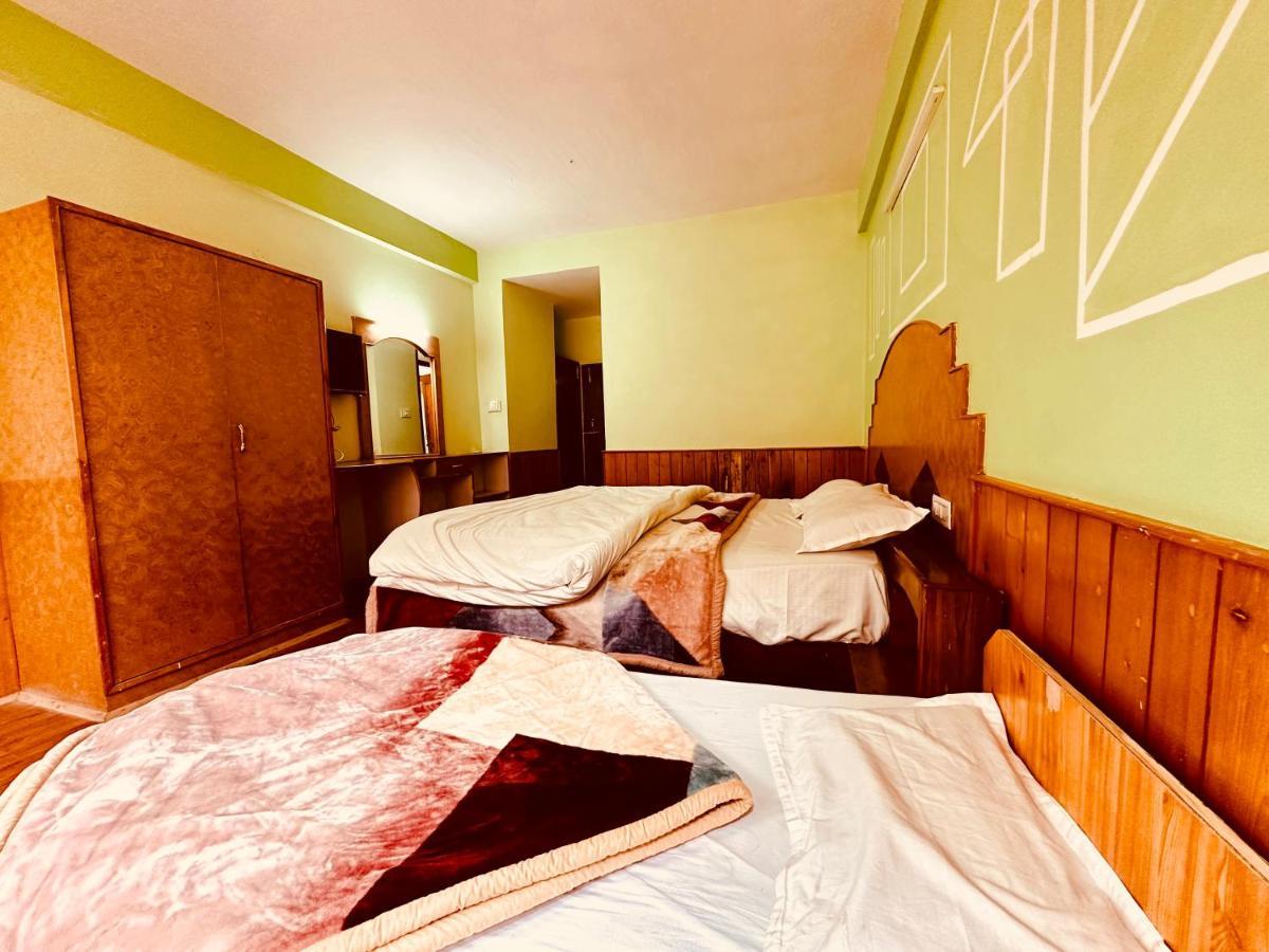 Hotel Daulat Manali Екстериор снимка